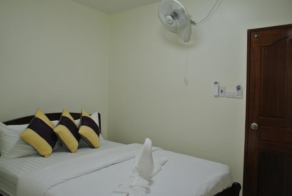 Baan Taweesuk Guest House HHQ Exterior foto