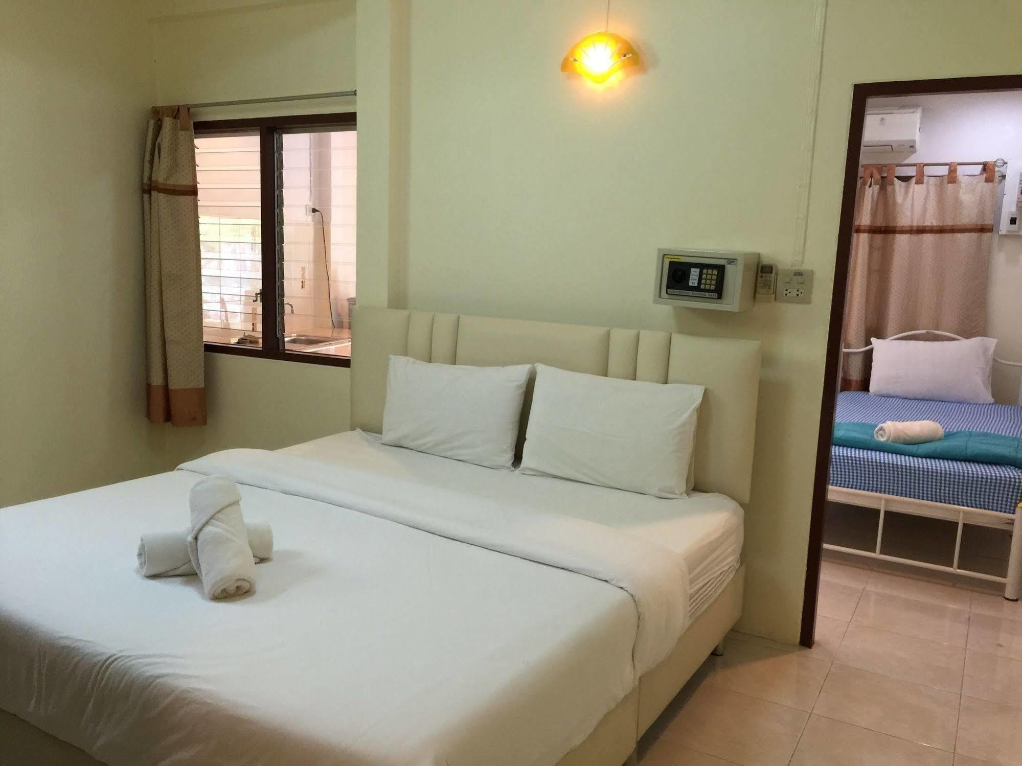 Baan Taweesuk Guest House HHQ Exterior foto