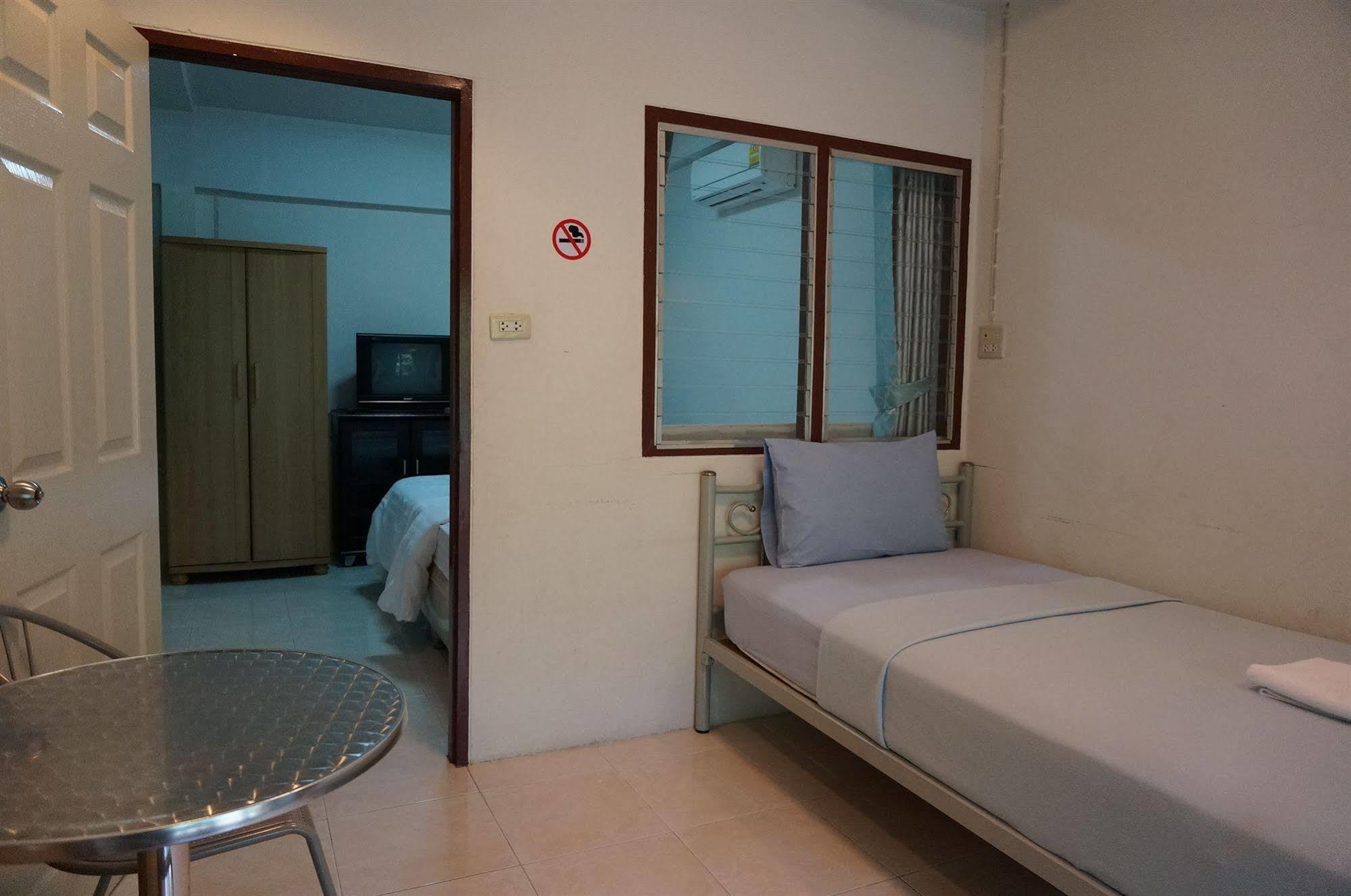 Baan Taweesuk Guest House HHQ Exterior foto