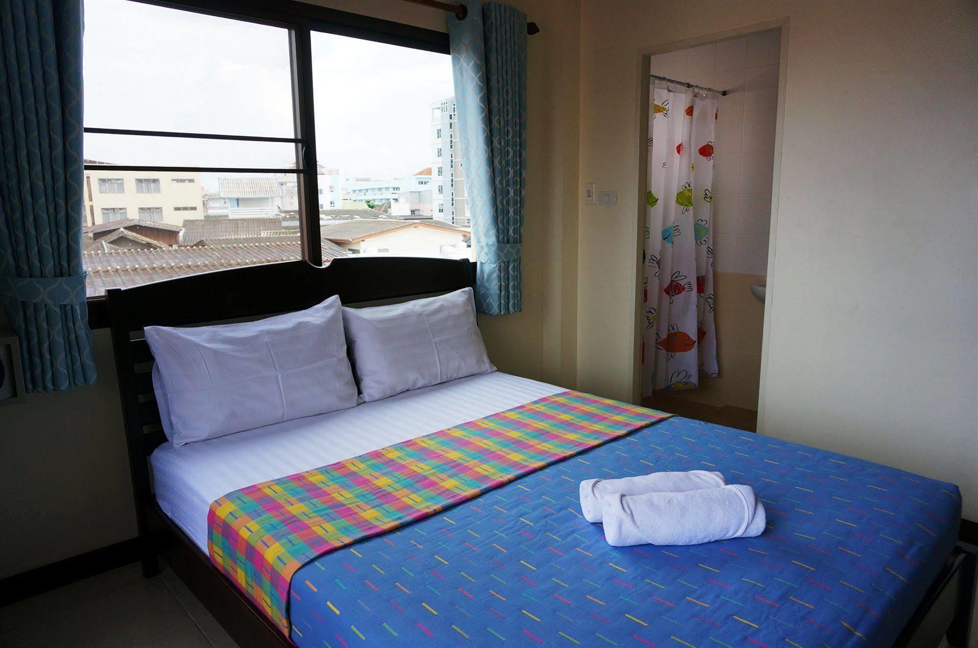 Baan Taweesuk Guest House HHQ Exterior foto